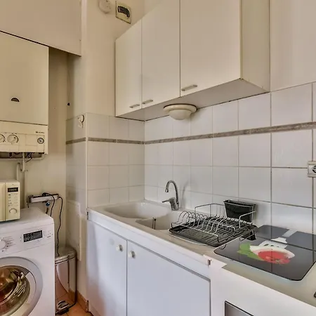 Cosy Of 30m ² With Balcony