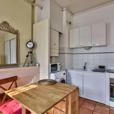 Cosy Of 30m ² With Balcony Apartmán